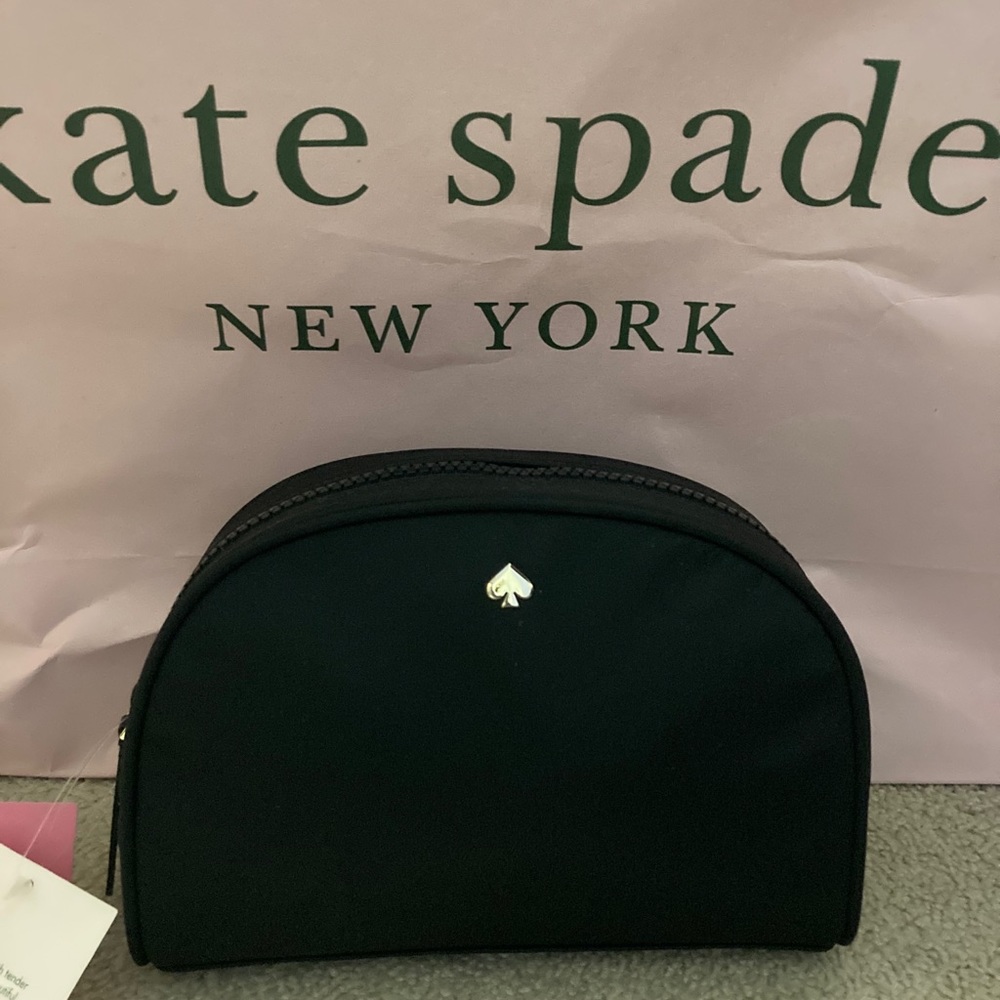 Kate Spade ♠️ make up pouch! This is New!